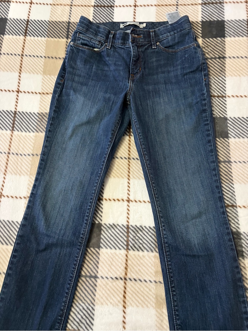 Signature by Levi Strauss Women's Straight-Leg Jeans in Dark Blue Wash